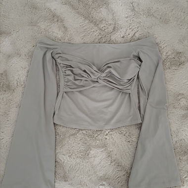 Off-Shoulder-Crop-Top