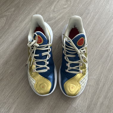 Curry 11