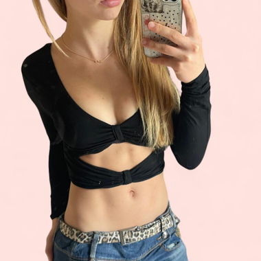black long sleeve crop top with 2 front ties 