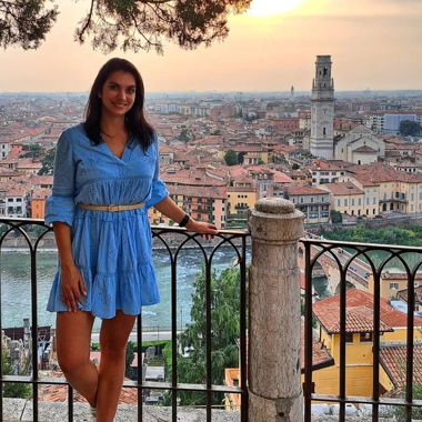 Abito in pizzo azzurro chiaro Vero Moda Petite S