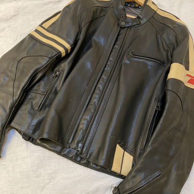 Blouson en cuir moto