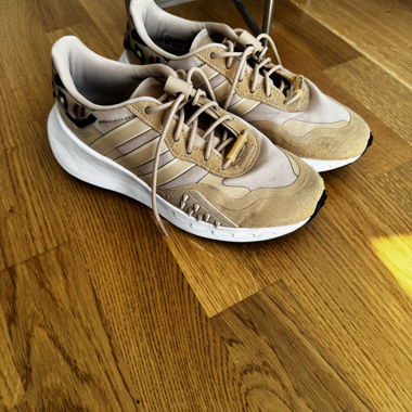 Sneakers Adidas beige