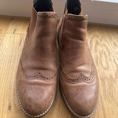 Genuine leather ankle boot