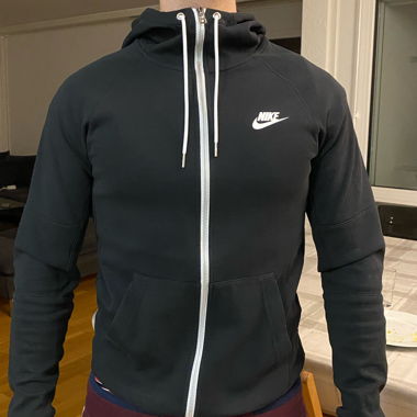 Nike Jäckli