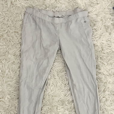 white fabric leggings