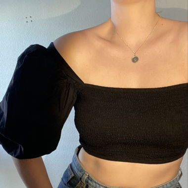 Puffy sleeve crop top