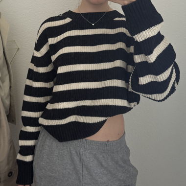 H&M gestreifter Strickpullover