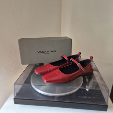 Vagabond I Strappy ballerina I Dark red