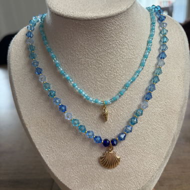 2er Set Blaues Perlenhalsband mit Muschel