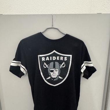 Raiders t shirt