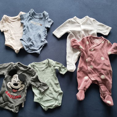 Vêtements bébé taille 50