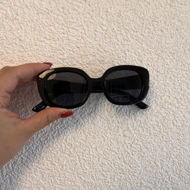 Lunettes de soleil- noir 