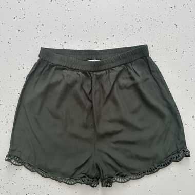 About You summer shorts khaki 38
