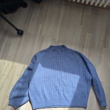 Pull en maille bleu