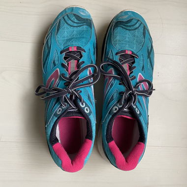 Running shoe
