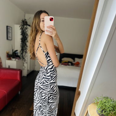 Maxi dress with open back