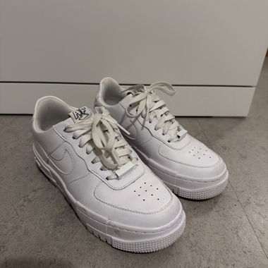Air Force 1 Pixel