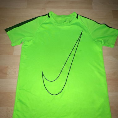Maglietta sportiva Nike neon