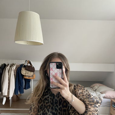 Leo blouse
