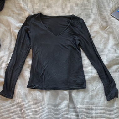 Black Long-Sleeve V-Neck Top