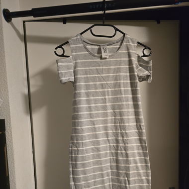Robe moulante adolescente
