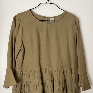 BEIGE BLOUSE