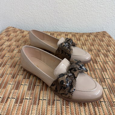 Mocassins beiges avec nœud