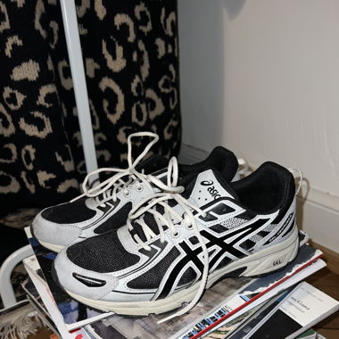 Asics Gel-Venture