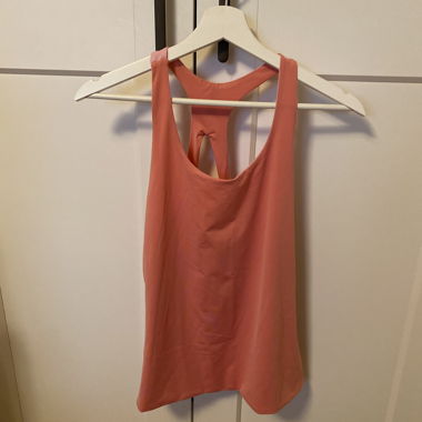 Forever 21 Sport Top 2in1 likely Size M