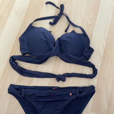 Bikini 