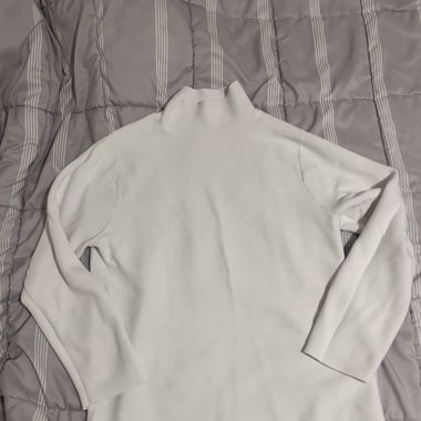 Sehr schöner weisser Pullover 