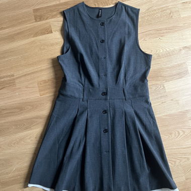 Robe sans manches noire H&M