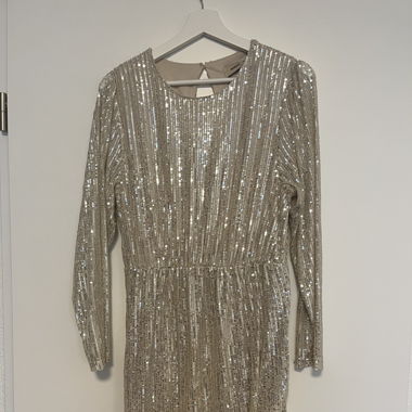 Kleid