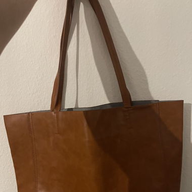 Handtasche