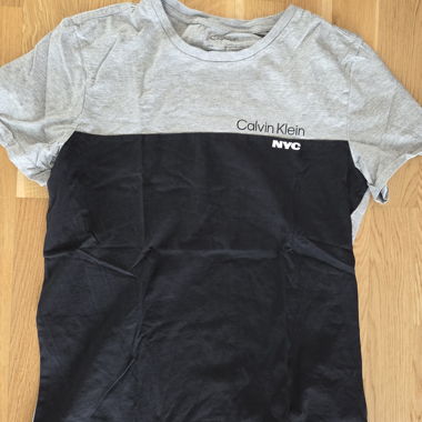 Calvin Klein Grey/Black T-shirt