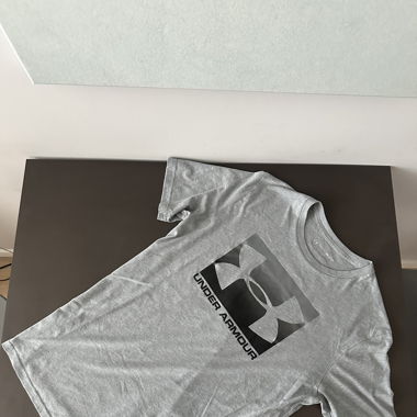 Under Armour Gray Size Small