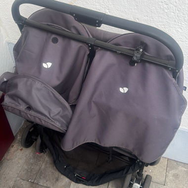 Passeggino doppio grigio