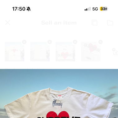 SUPREME TEE