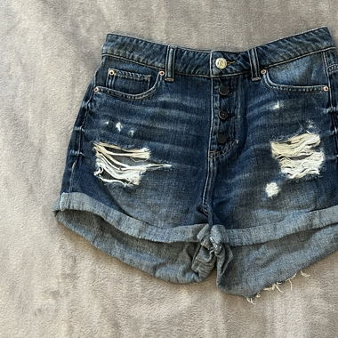 Ripped Jeans-Shorts von Guess
