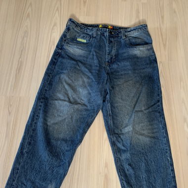 EMPYRE Baggy Jeans 