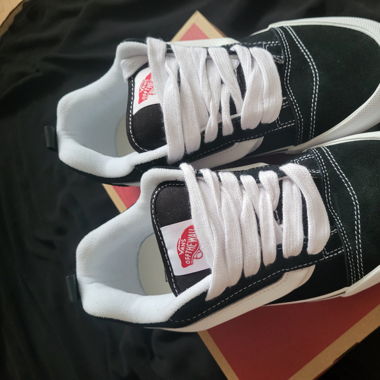 Vans - Knu Skool (NEW)