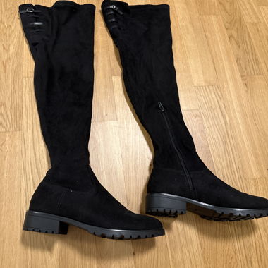 Stivali neri overknee