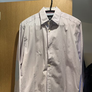 Chemise à motifs 
