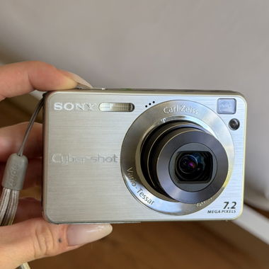 Sony Cyber-shot DSC-W120