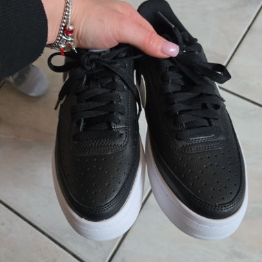 Baskets Nike noir et blanc