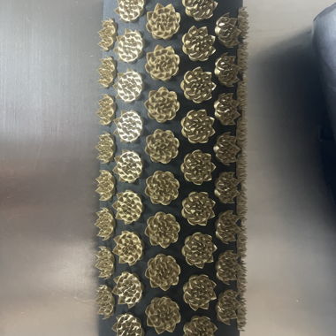 Acupressure mat with cushion – black/gold