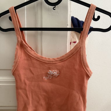 Orange-rose ribbed top