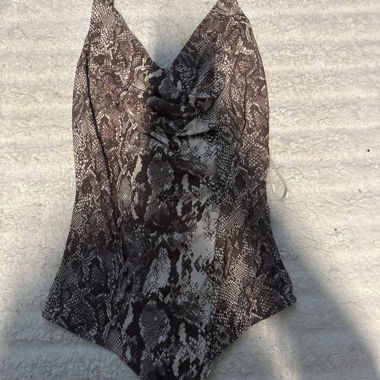 schlangen muster body