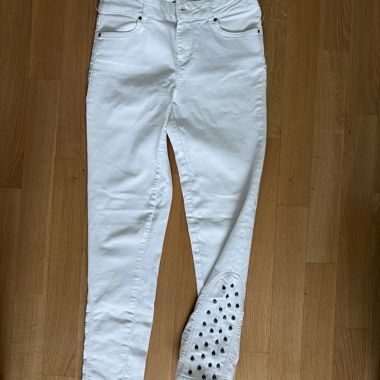 Jeans bianchi con borchie Zara 38