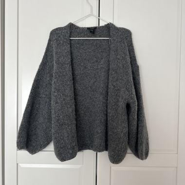 Knit cardigan